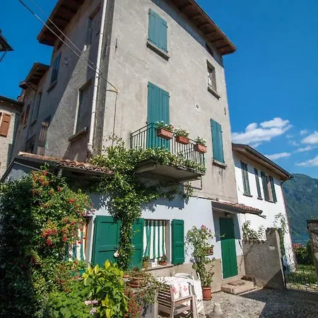 La Casa Di Giulino * Mezzegra